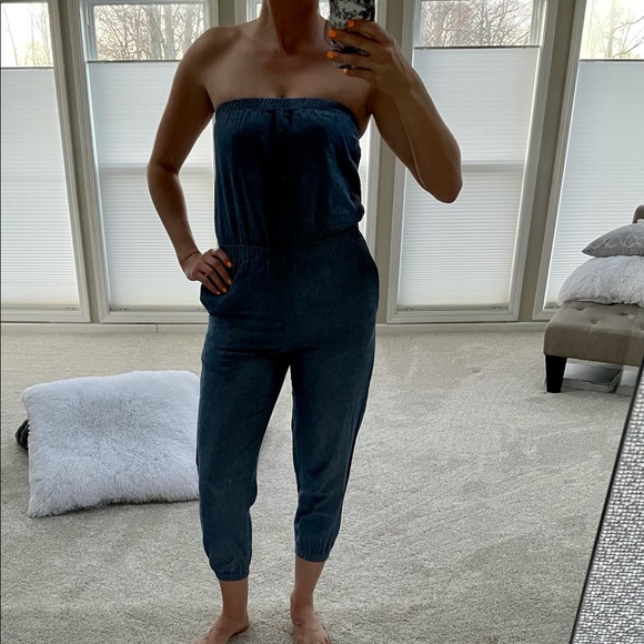 American Apparel Woman’s Denim Tube Top Jumpsuit - Picture 4 of 4